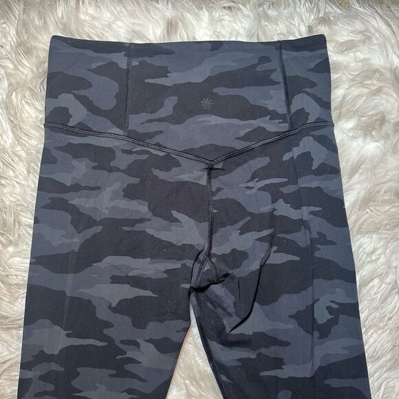Athleta Elation Camo 7/8 Tight - Picture 7 of 10
